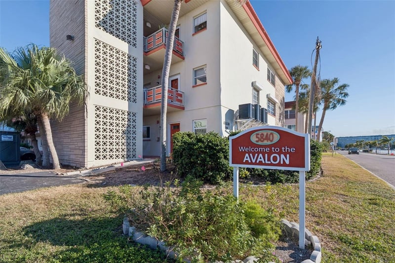 5840 30th Ave #314, Gulfport, FL 33707