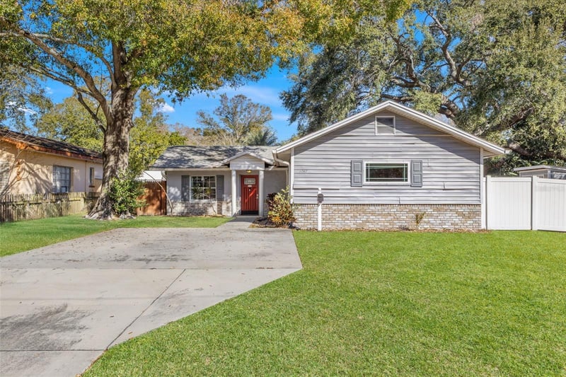 1747 26th Ave, St Petersburg, FL 33713