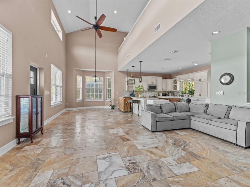 4702 Cypress Serenity Dr, Plant City, FL 33565