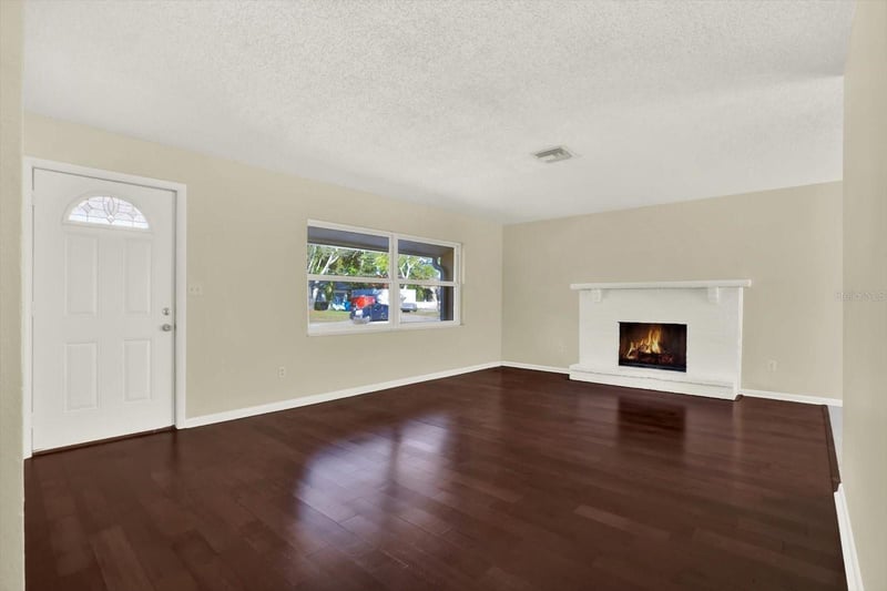 3485 Pine St, Dunedin, FL 34698