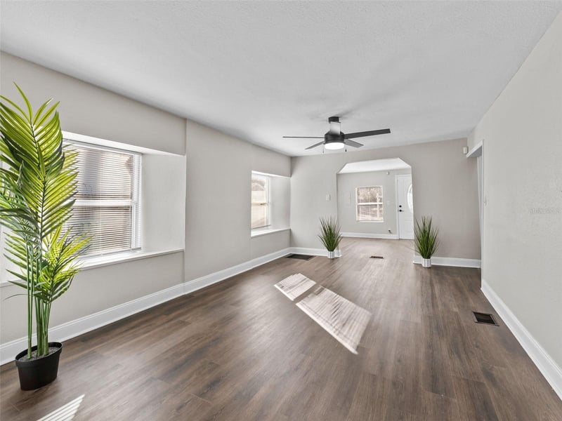 3622 Mohawk Ave, Tampa, FL 33610