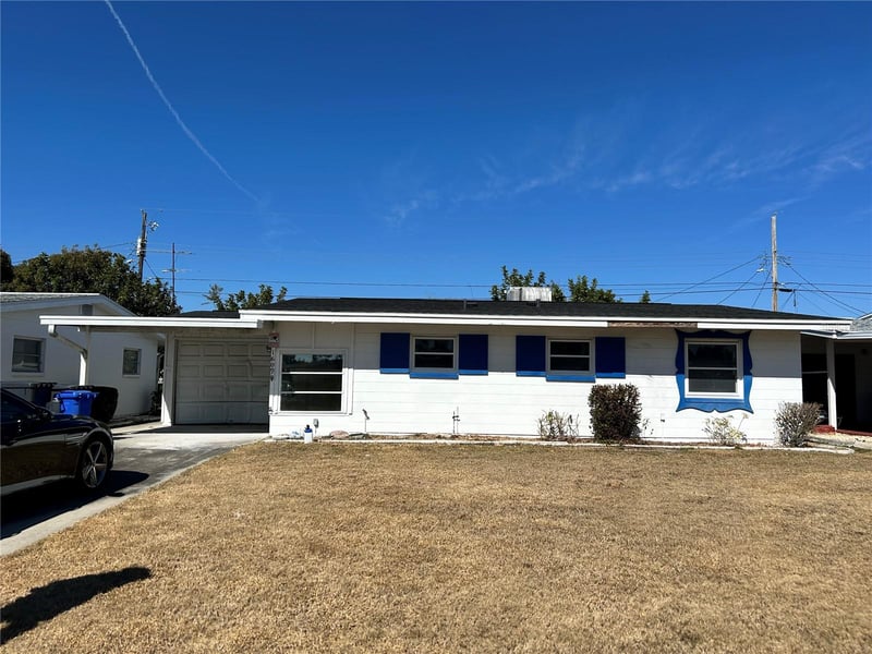 1609 Council Dr, Sun City Center, FL 33573