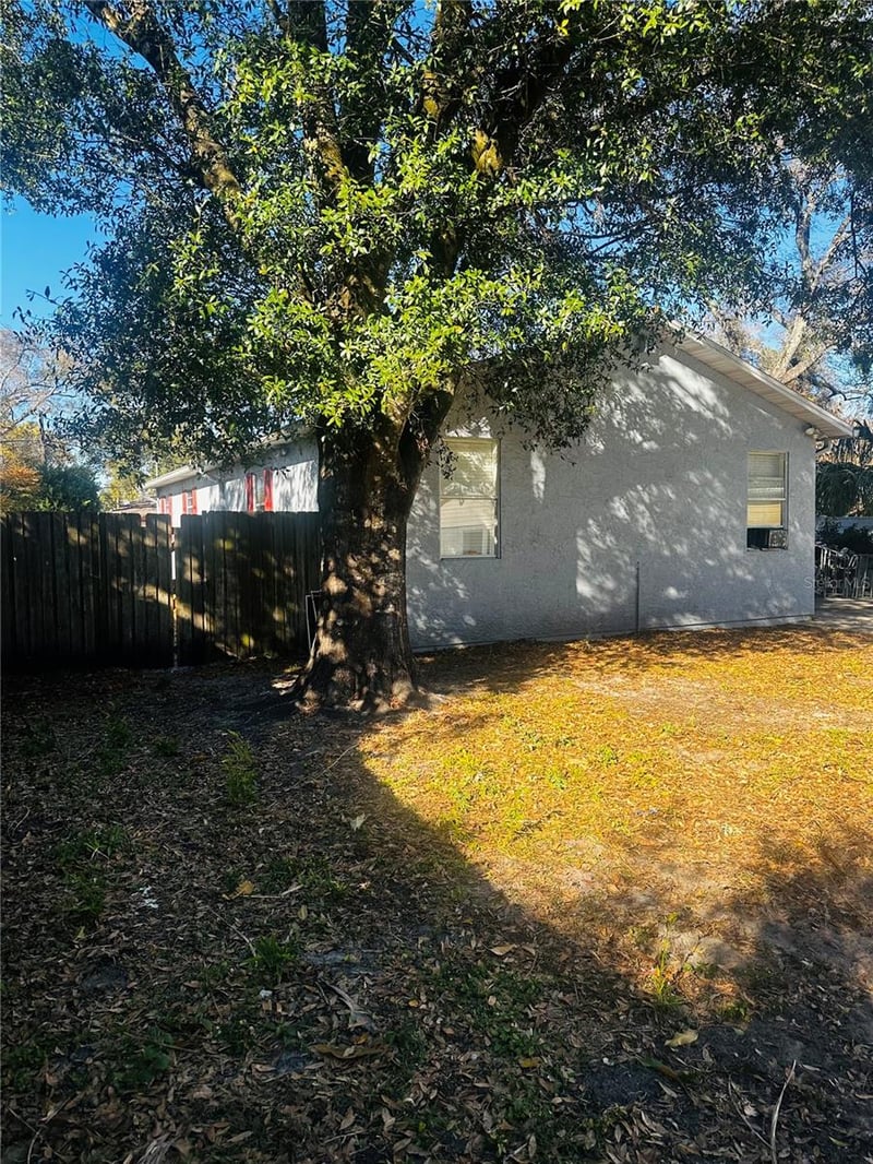 1304 Burger St, Tampa, FL 33604