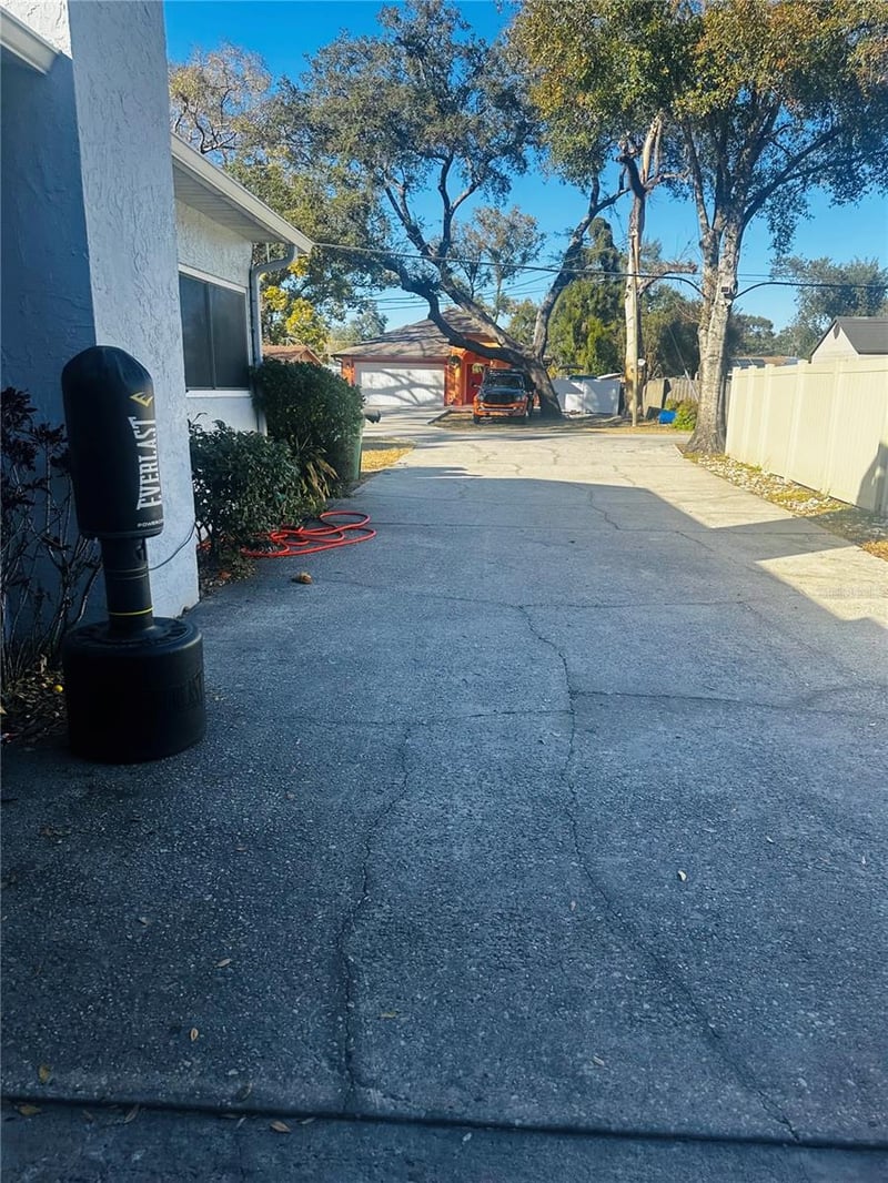 1304 Burger St, Tampa, FL 33604