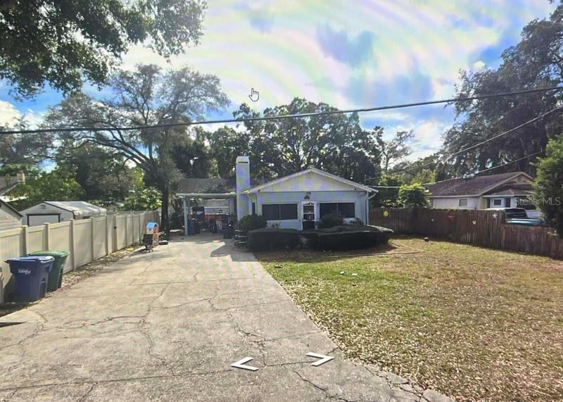 1304 Burger St, Tampa, FL 33604