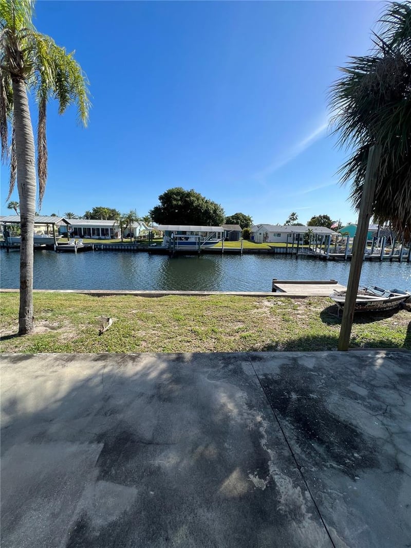 1037 Apollo Beach Blvd #D, Apollo Beach, FL 33572