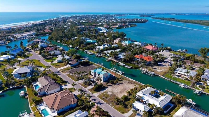 721 Emerald Harbor Dr, Longboat Key, FL 34228