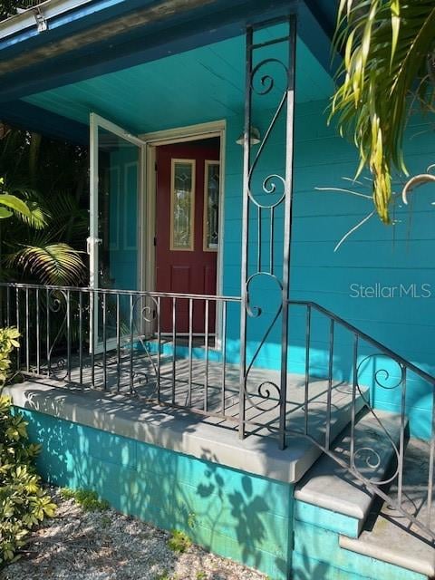 5325 11th Ave, Gulfport, FL 33707
