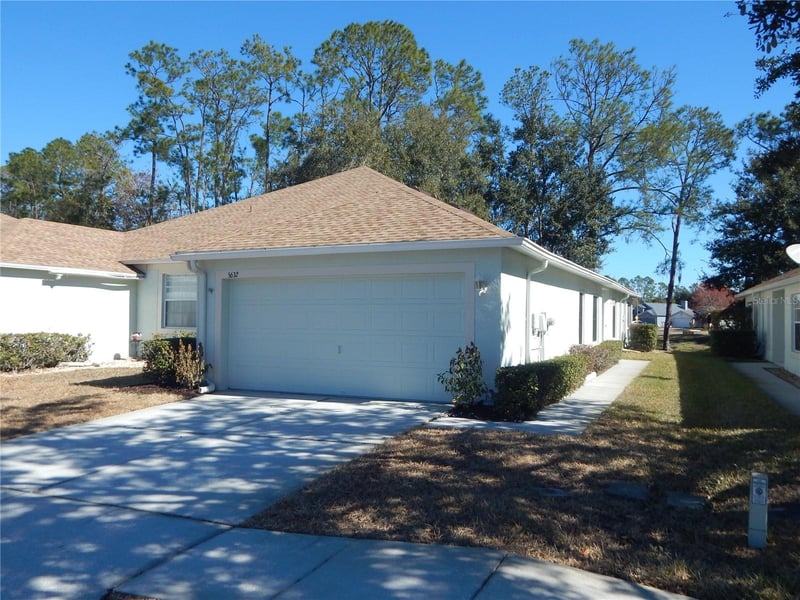 5632 Autumn Shire Dr, Zephyrhills, FL 33541