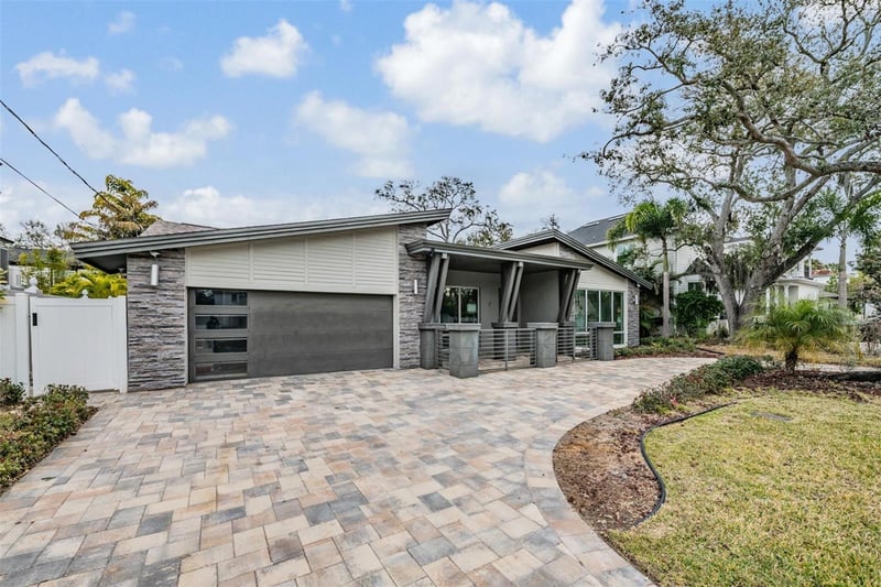 4909 Dryad St, Tampa, FL 33629