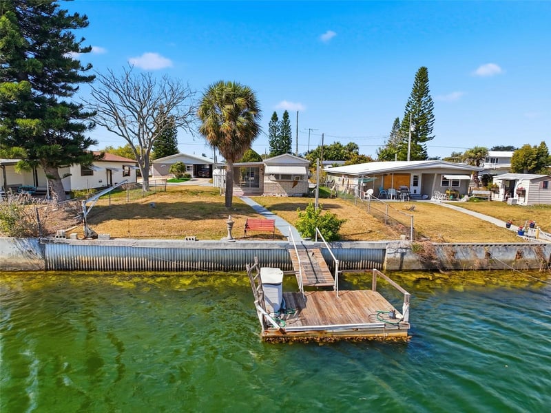 13032 Cabin Ct, Hudson, FL 34667