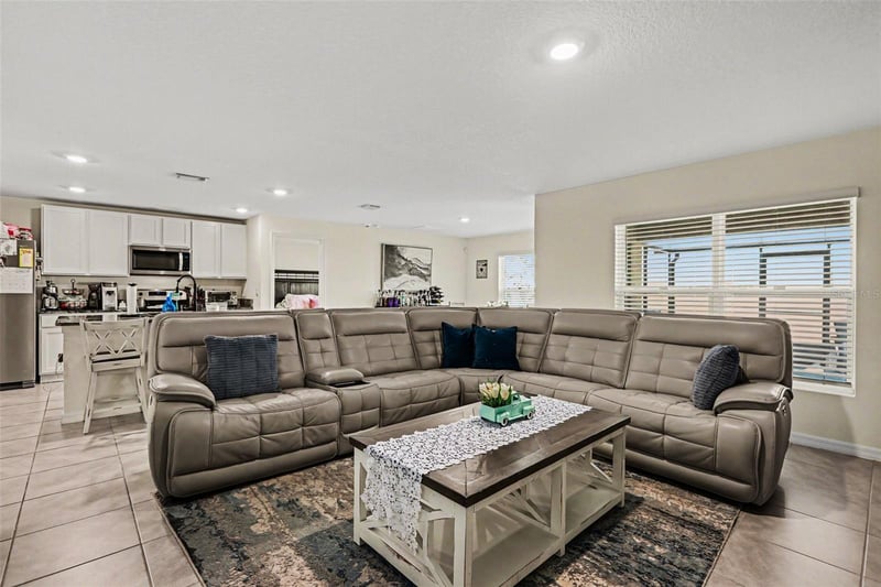 16726 Carlton Pond St, Wimauma, FL 33598