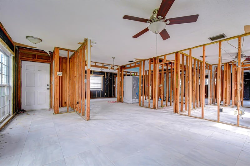 615 Davis Blvd, Tampa, FL 33606