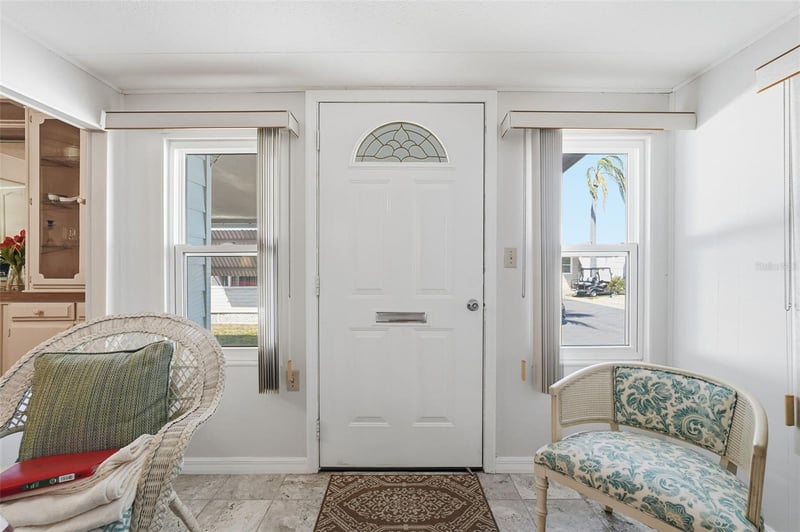 82209 F St #209, Pinellas Park, FL 33781