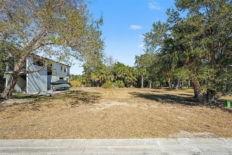 7657 Gulf Way, Hudson, FL 34667