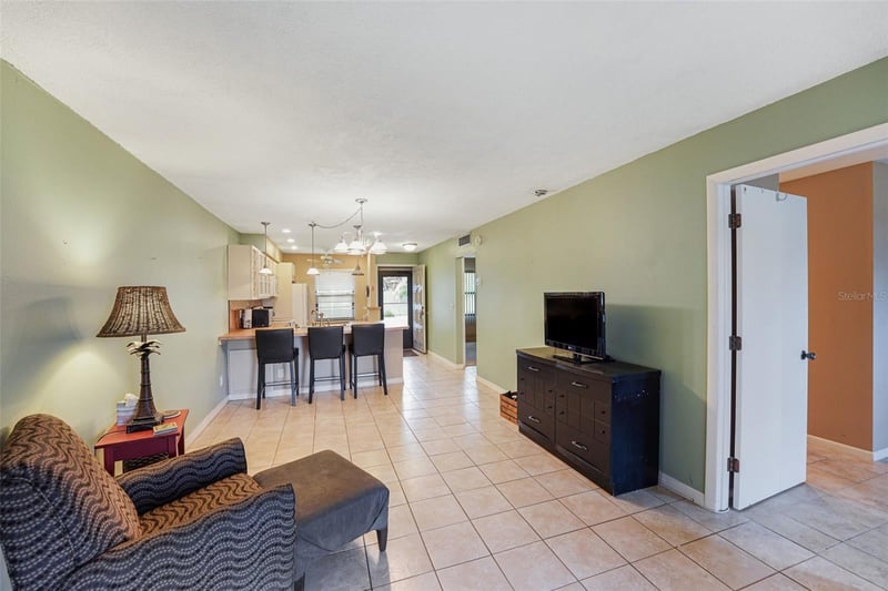 4800 Lake Villa Dr, Clearwater, FL 33762