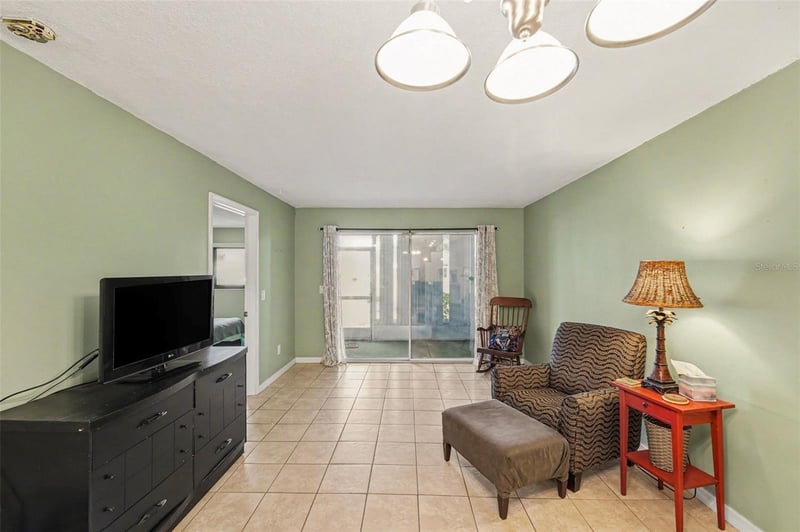 4800 Lake Villa Dr, Clearwater, FL 33762