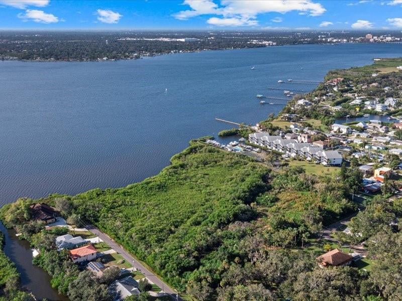 620 Leffingwell Ave, Ellenton, FL 34222