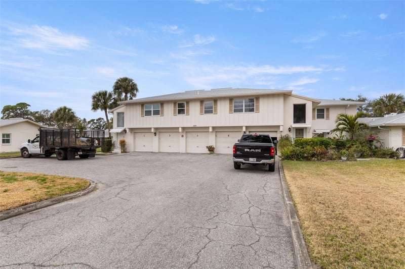 3275 37th Way #D, St Petersburg, FL 33711