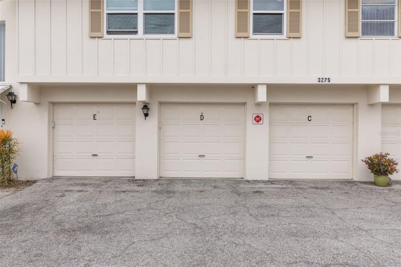 3275 37th Way #D, St Petersburg, FL 33711