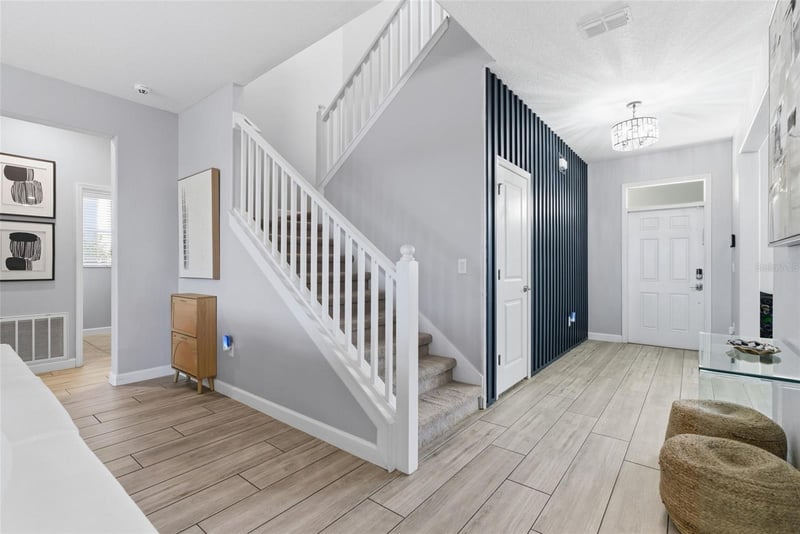 10222 Count Fleet Dr, Ruskin, FL 33573