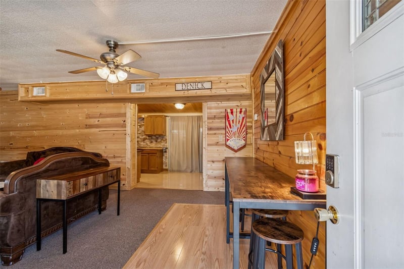 5681 94th Ter, Pinellas Park, FL 33782