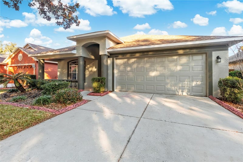 723 Erik Lake Rd, Brandon, FL 33510
