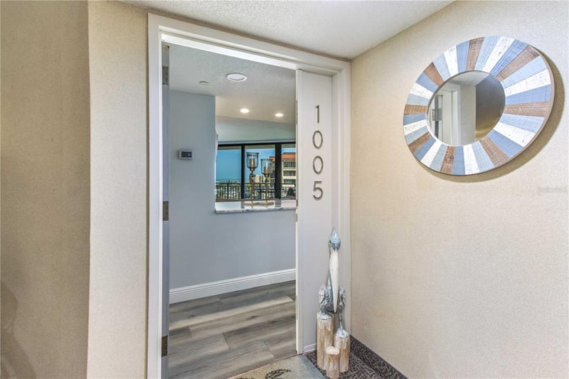 690 Island Way #1005, Clearwater Beach, FL 33767