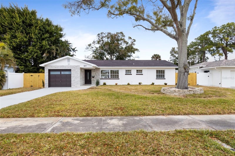 1817 Oregon Ave, St Petersburg, FL 33703