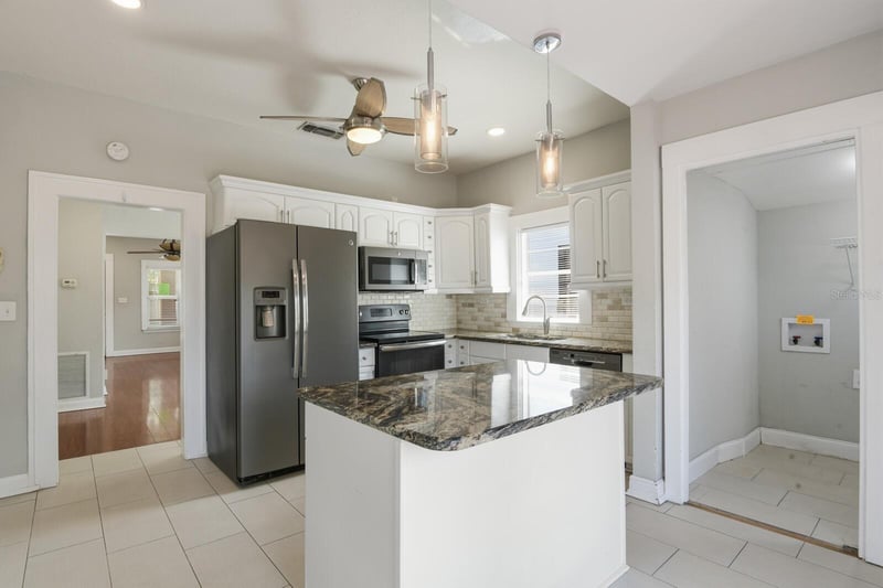 7108 10th St, Tampa, FL 33604