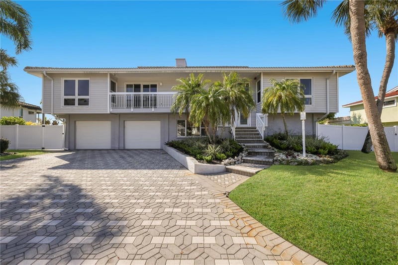 3908 Bayside Dr, Bradenton, FL 34210