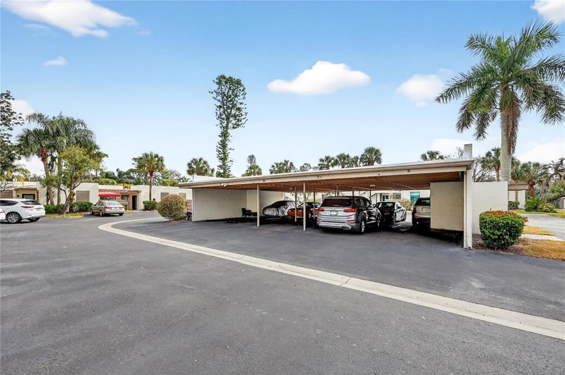 521 Lakeside Dr #521, Bradenton, FL 34210