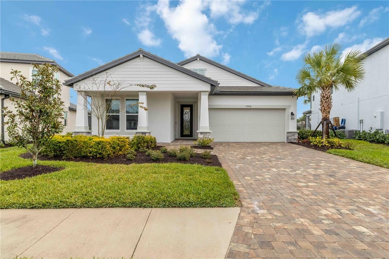 17408 Savory Mist Cir, Lakewood Ranch, FL 34211
