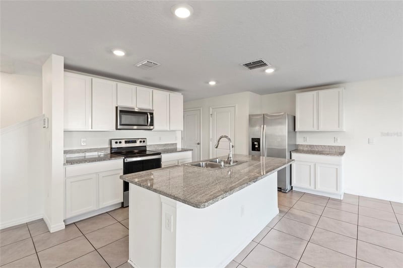 2805 Rock Sound St, Bradenton, FL 34208