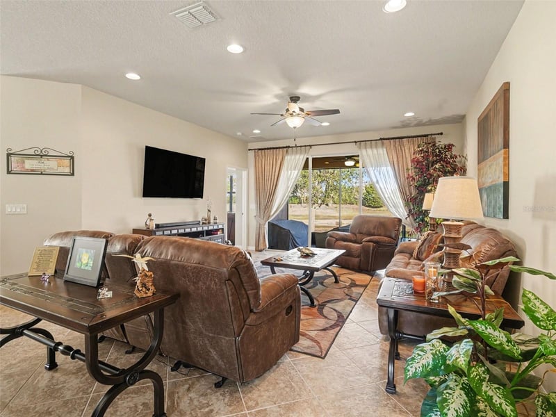 15640 Aurora Lake Cir, Wimauma, FL 33598