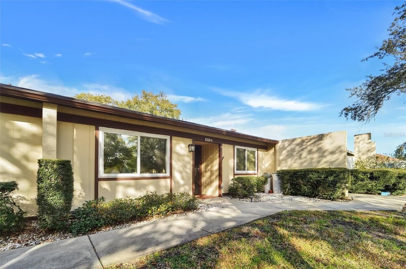 8330 High Point Cir #6, Port Richey, FL 34668