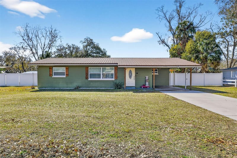 4701 Sam Allen Rd, Plant, FL 33565