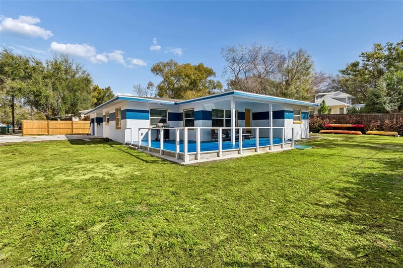 1102 River Cove St, Tampa, FL 33604