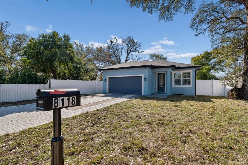 8118 Brooks St, Tampa, FL 33604