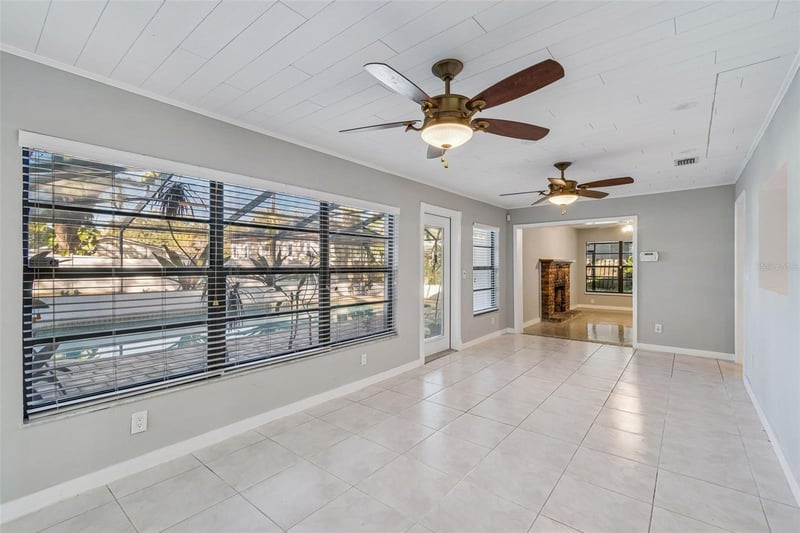 4633 Longfellow Ave, Tampa, FL 33629