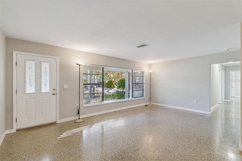 4633 Longfellow Ave, Tampa, FL 33629