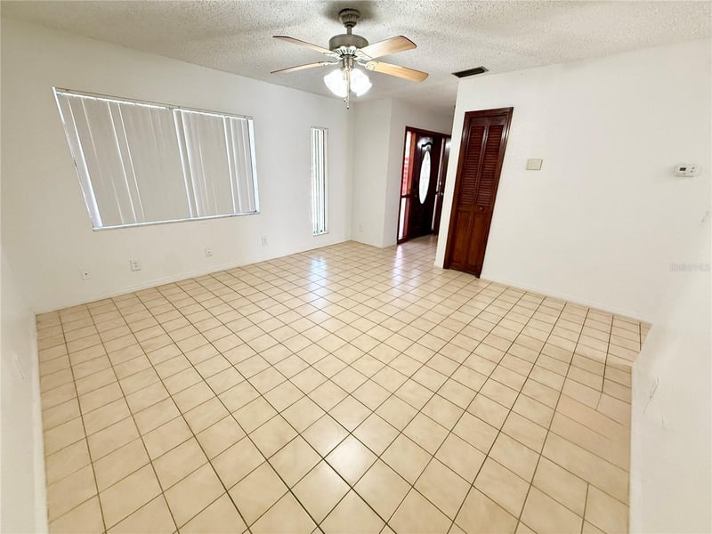 8336 Jackson Springs Rd, Tampa, FL 33615