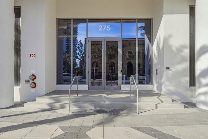275 1st Ave #3908, St Petersburg, FL 33701