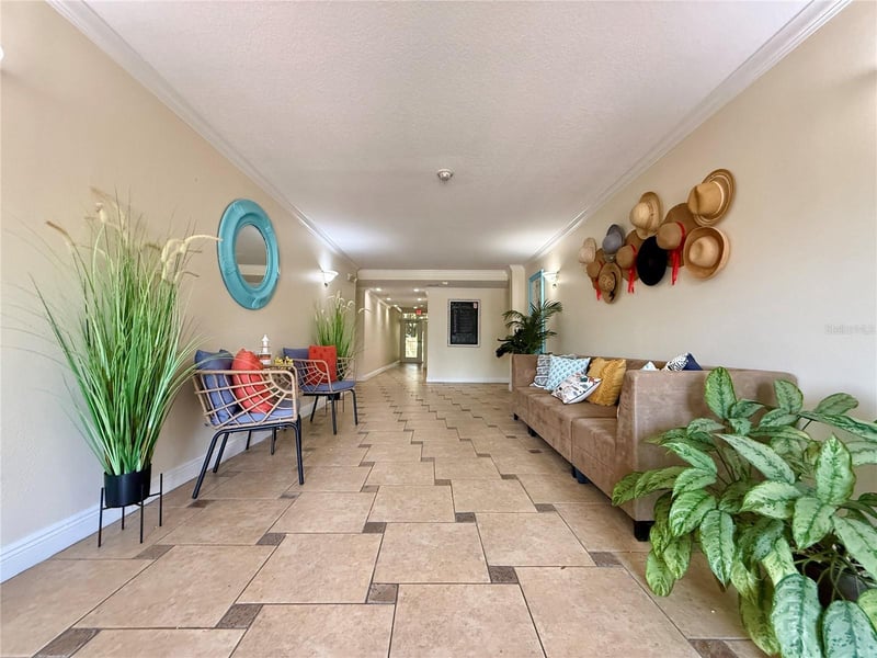 950 Broadway #107, Dunedin, FL 34698