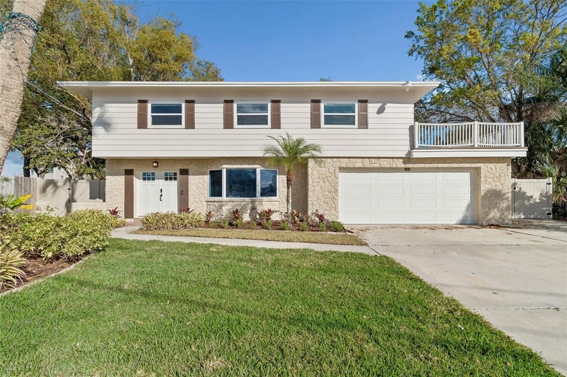 8402 Boxwood Dr, Tampa, FL 33615