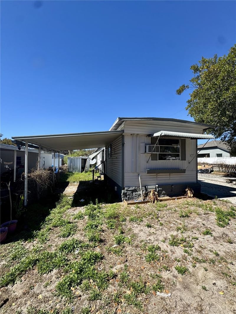 4951 Patio Dr, Zephyrhills, FL 33541