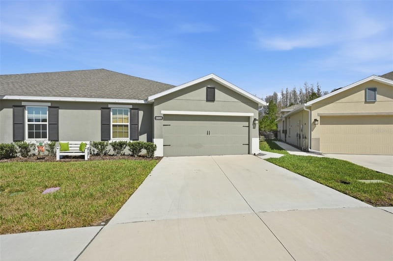 18093 Turning Leaf Cir, Land O Lakes, FL 34638