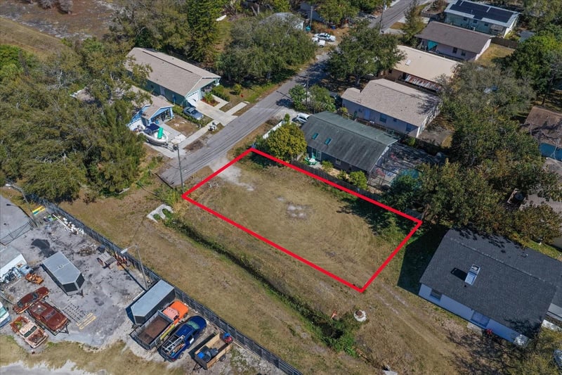 Braginton St, Largo, FL 33756