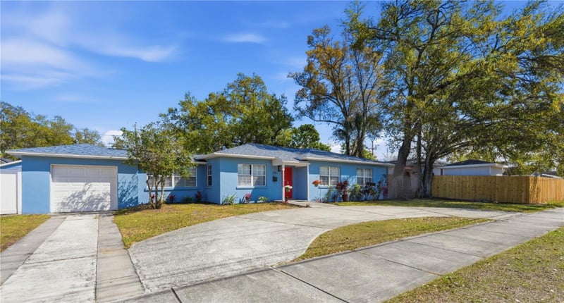 2415 16th St, St Petersburg, FL 33704