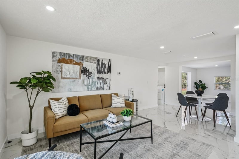 6832 16th Way, St Petersburg, FL 33712
